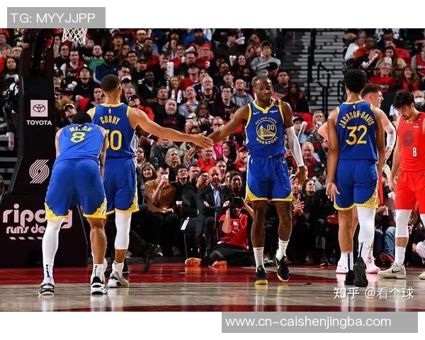 勇士与开拓者首场对决精彩回顾与赛后分析